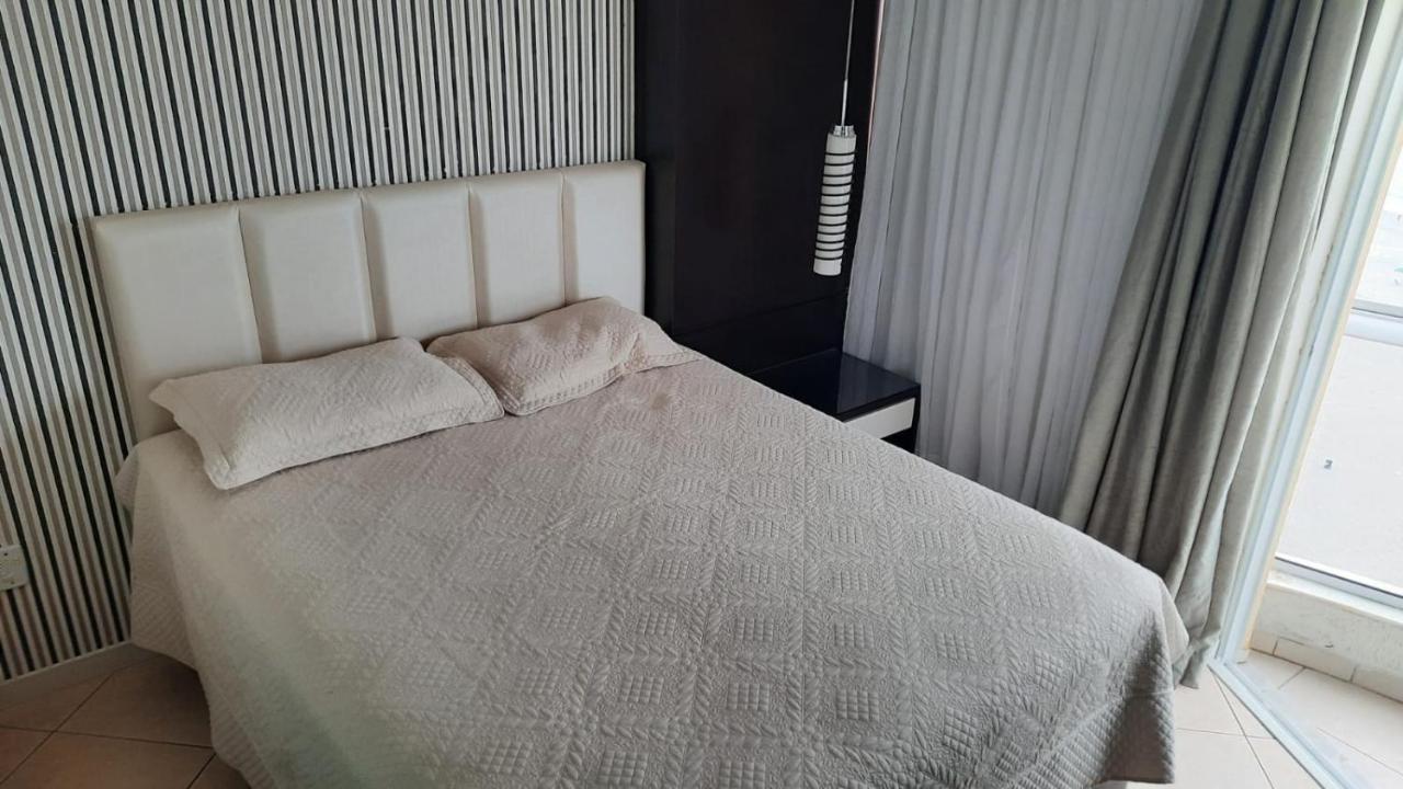 Apto 3 Quartos No Centro A Beira Mar Balneário Camboriú 外观 照片